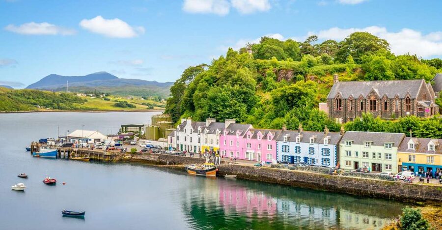 Inverness: Loch Ness, Skye, & Eilean Donan Castle Tour - Old Man of Storr and Trotternish views