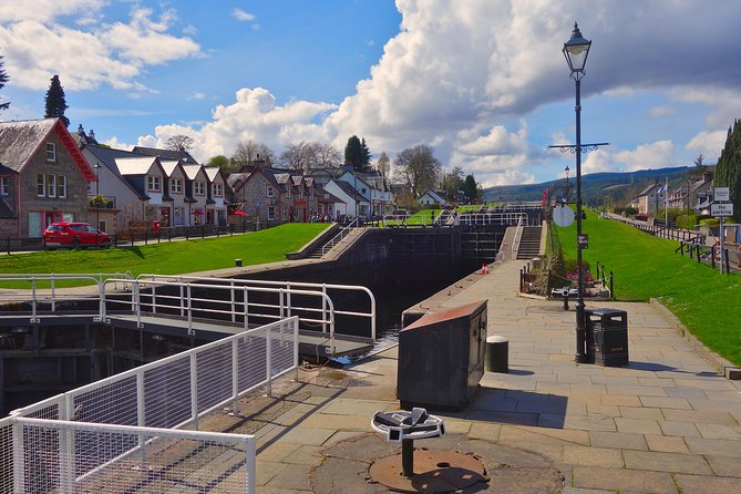 Inverness: Loch Ness & The Highlands - Lunch and a proper break in Fort Augustus