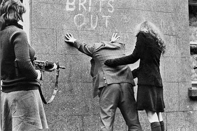 IRA Troubles Conflict Private Tour Museum Graves Murals and Political Analysis - The private museum and the Ballymurphy alternative