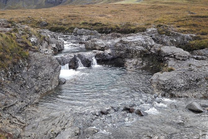 Isle of Skye and the Fairy Pools Tour - Loch Ness and Urquhart Castle: a quick start