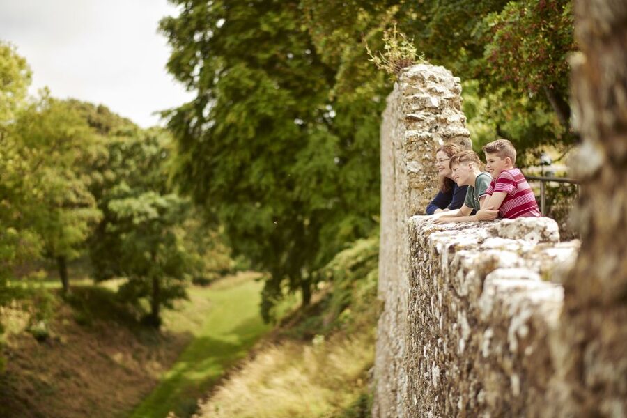 Isle of Wight: Carisbrooke Castle Entry Ticket - Charles I, the failed escape, and the castle museum