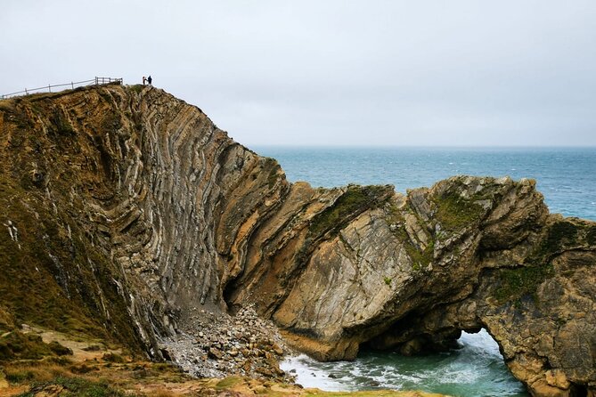 JURASSIC SPECTACULAR | 10+ Stops on the Jurassic Coast! - Corfe Castle and the village below it