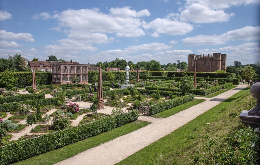 Kenilworth Castle and Elizabethan Garden Entry Ticket - Start with the ticket office and allow two hours