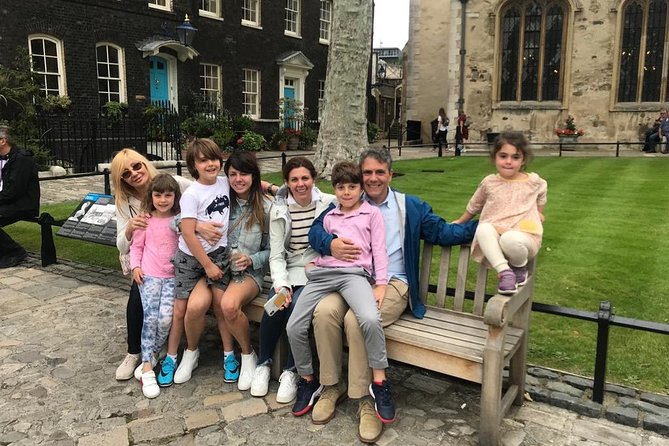 Kid-Friendly Private Tower of London Tour with Blue Badge Guide - Meeting at the Tower Place West Welcome Centre