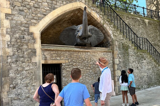 Kid-Friendly Private Tower of London Tour with Blue Badge Guide - Mint Street and the less obvious parts of the complex
