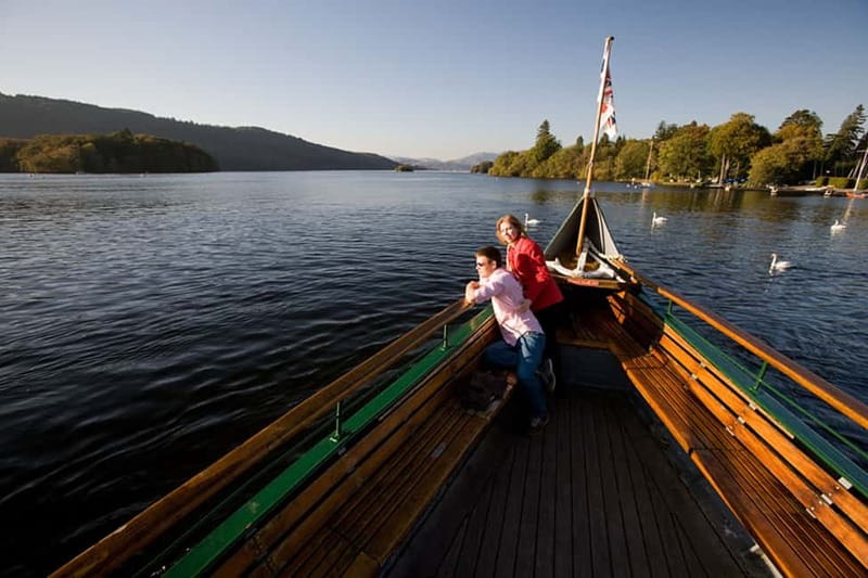 Lake District: Beatrix Potter Half-Day Tour - Wray Castle and the first views
