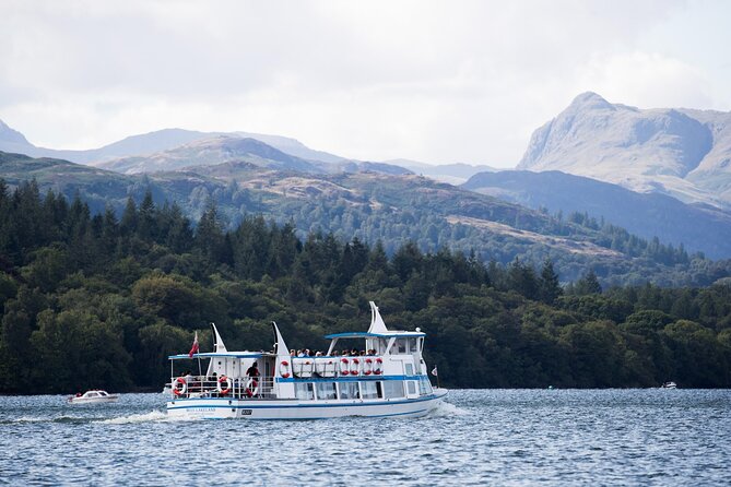 Lake District from Manchester Including Lake Cruise - The guides are a major part of the experience