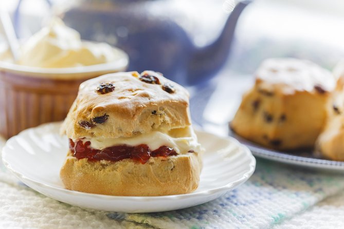 Lake District - Rail Tour from London with Cream Tea and Cruise - Why the London train makes this day possible