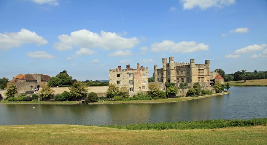 Leeds Castle, Canterbury, Dover, Greenwich & Free Snack Pack - Greenwich before the boat