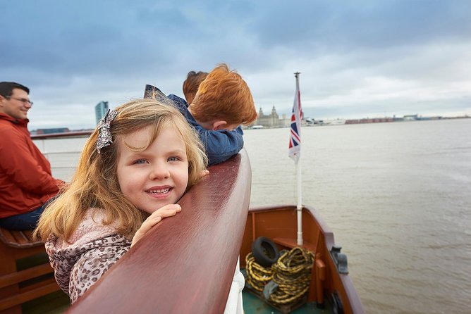 Liverpool: 50-Minute Mersey River Cruise - Five sightseeing sections, one compact loop