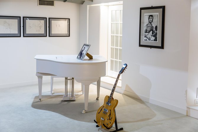 Liverpool and The Beatles Day Tour from London - What this Liverpool Beatles day trip really includes