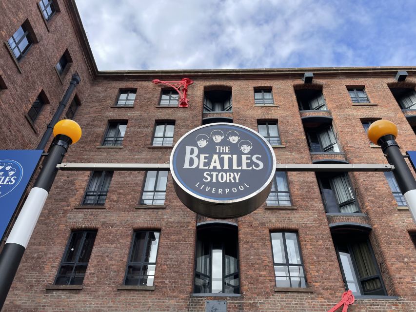Liverpool: Beatles Highlights Walking Tour - Stories rather than monuments