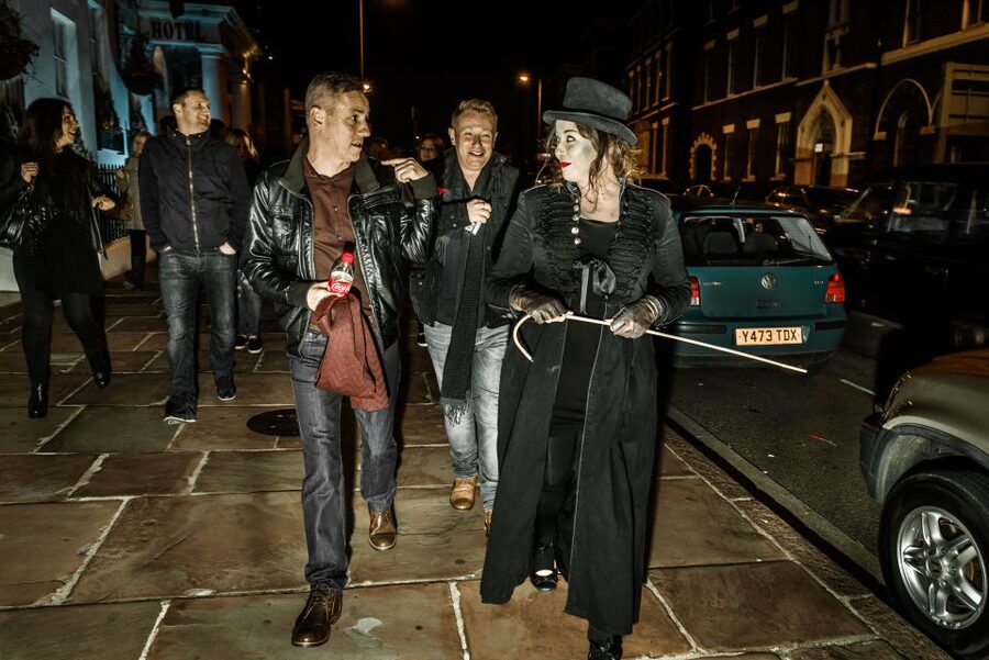 Liverpool: Haunted History Guided City Tour - Meeting the characters at the Philharmonic Dining Rooms
