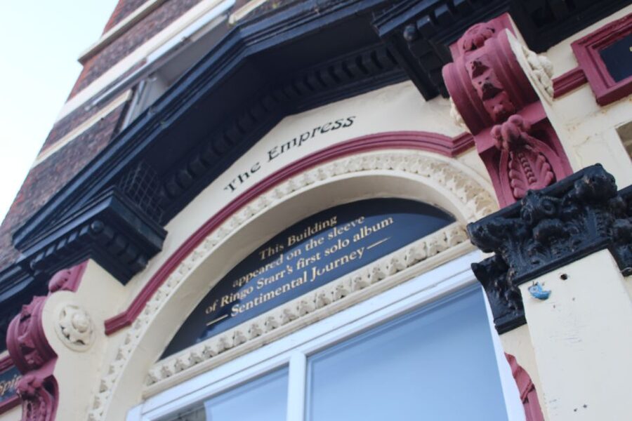 Liverpool: Private 3-Hour Beatles Classic Tour by Taxi - John Lennon’s childhood home