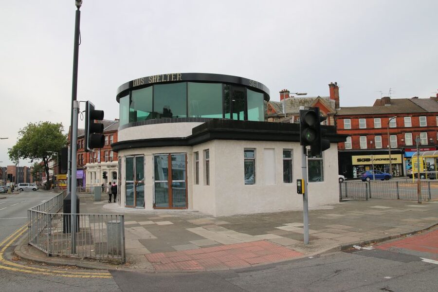 Liverpool: Private Beatles Tour - The guides make or break the experience