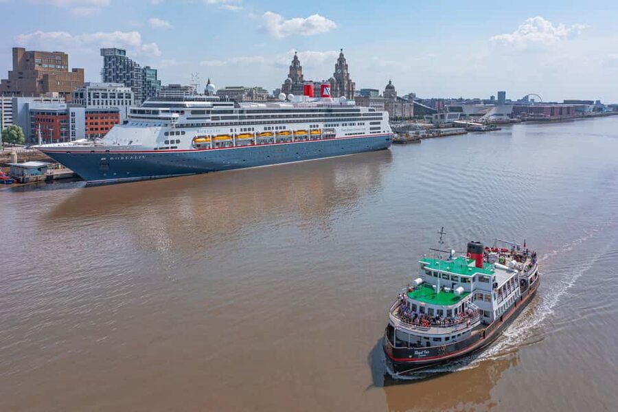 Liverpool: Sightseeing River Cruise on the Mersey River - Beatles stories without leaving the river
