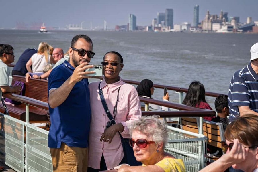 Liverpool: Sightseeing River Cruise on the Mersey River - Commentary, seating, and the sound problem