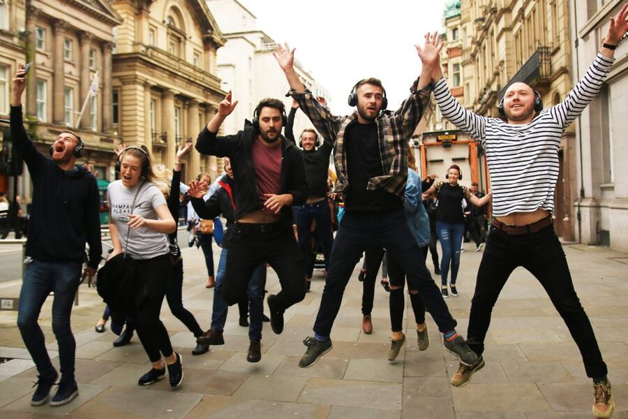 Liverpool: Silent Disco Adventure Tour - Dancing through Liverpool’s city centre