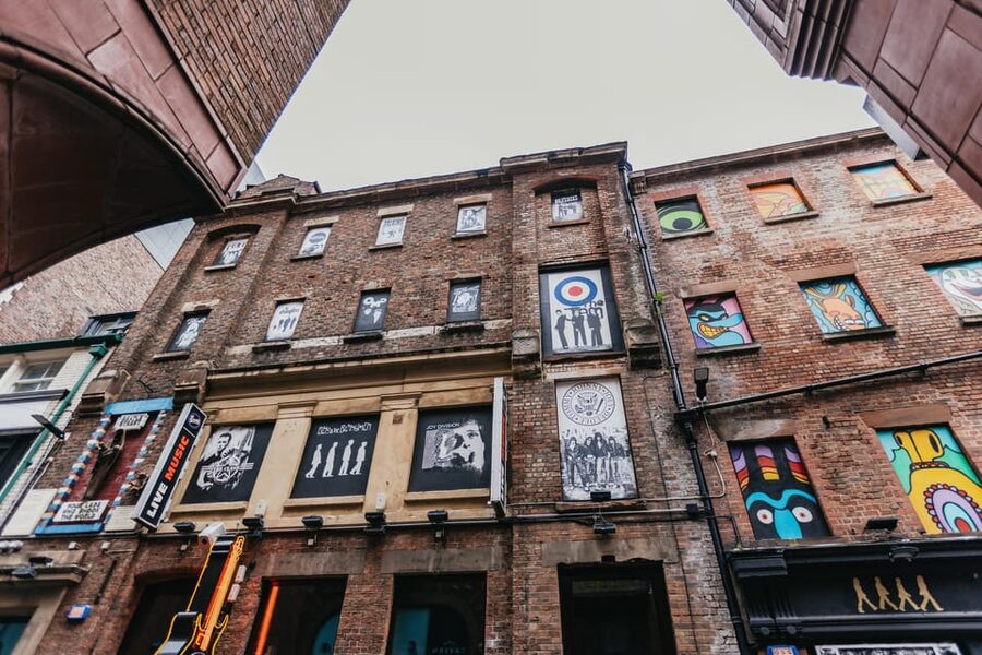 Liverpool: The Beatles and Cavern Quarter Walking Tour - Royal Albert Dock and the River Mersey