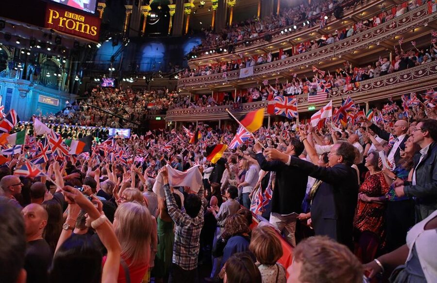 London: 1-Hour Guided Tour of the Royal Albert Hall - The stories, screens, and past performers