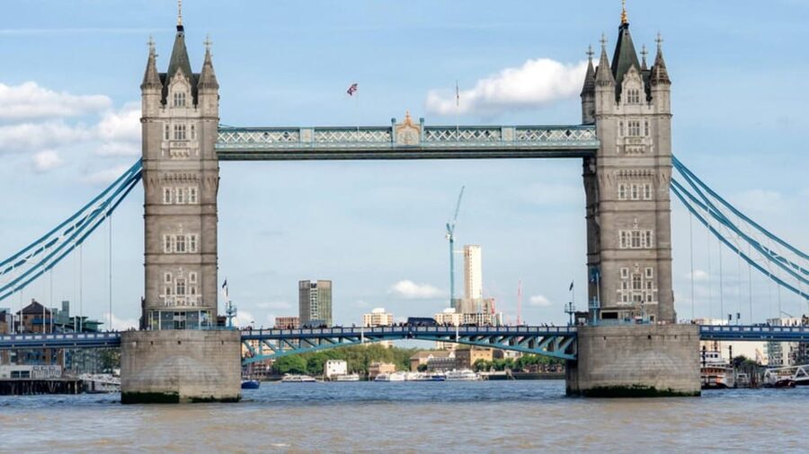 London: 24-Hour Hop-On Hop-Off Bus Pass - What the $33 pass really gives you