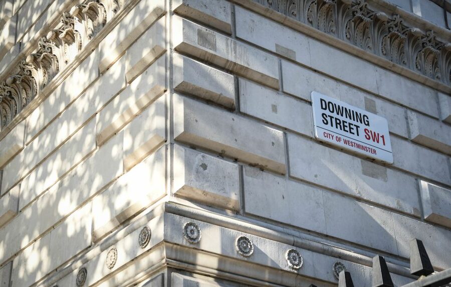 London: 30 Top Sights and Churchill War Rooms Tour - Two hours beneath Westminster with Churchill