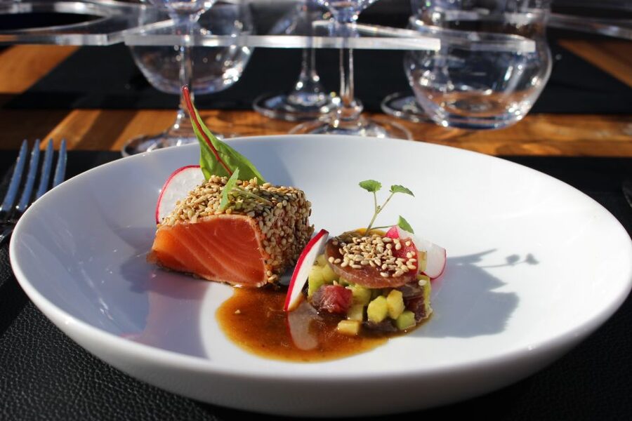 London: 4 Course Lunch Tour by Luxury Coach Bustronome - The London route from Tower Bridge to Parliament