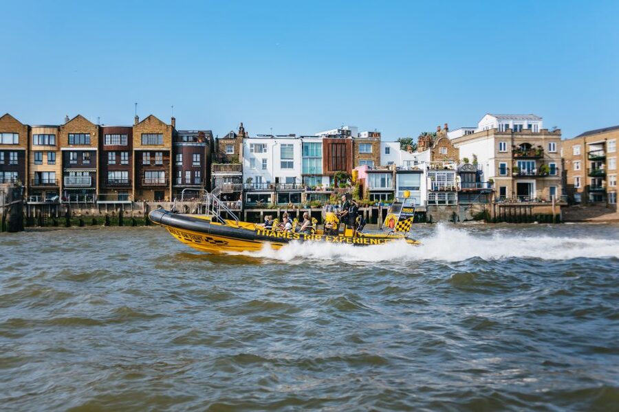 London: 45-Minute Speedboat Sightseeing Tour - Is the $77 price fair?