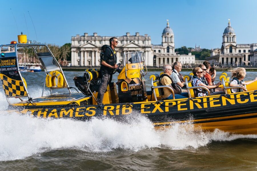 London: 45-Minute Speedboat Sightseeing Tour - Boarding at Westminster or Embankment Pier