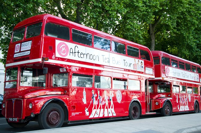 London: Afternoon Tea Bus Tour - 1960s Routemaster Bus - Harrods and Knightsbridge from the bus