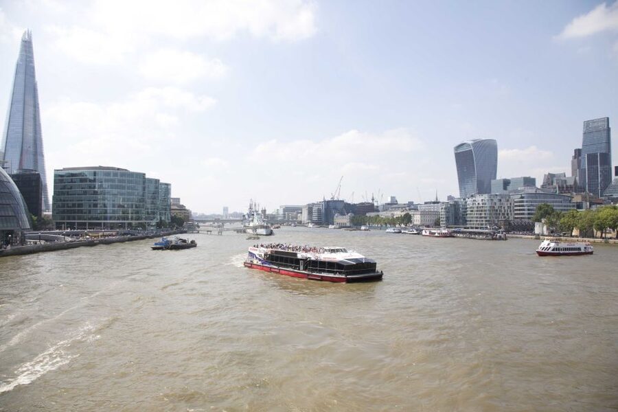 London: Afternoon Tea Cruise on the River Thames - What the seating and boat are really like