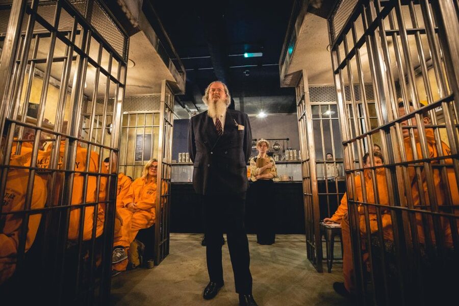 London: Alcotraz Immersive Prison Cocktail Experience Ticket - Smuggling liquor past the guards