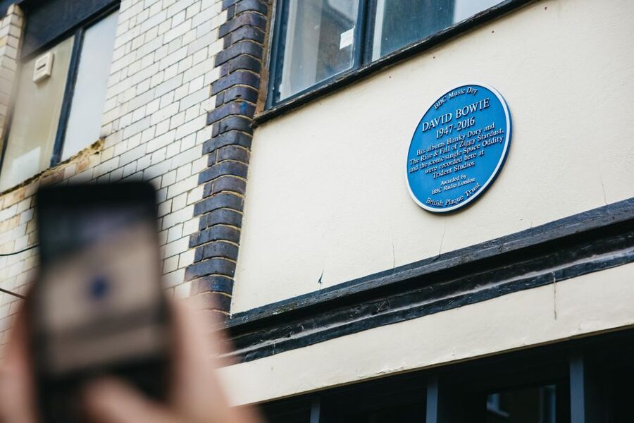 London: Beatles and Abbey Road Tour with Richard Porter - John Lennon’s controversial interview and 1966 London