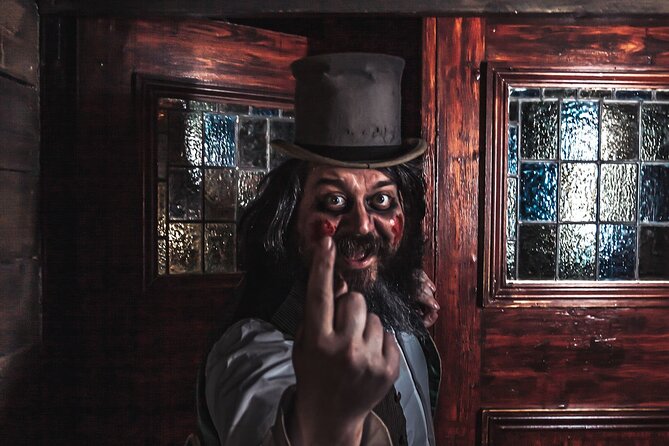 London Bridge Experience and Tombs - The Guardian Angel option for families