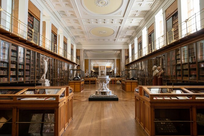 London: British Museum Audio Guide & Small Group Entry - The extra Political London audio tour