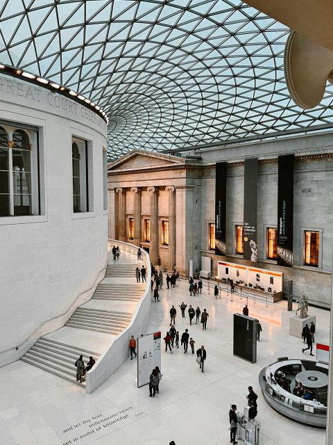 London: British Museum Guided Tour - Hoa Hakananaia and objects from far away