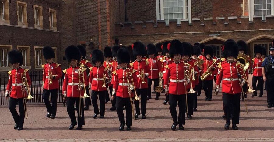London: British Royalty Walking Tour - Big Ben, Westminster Abbey, and Parliament Square