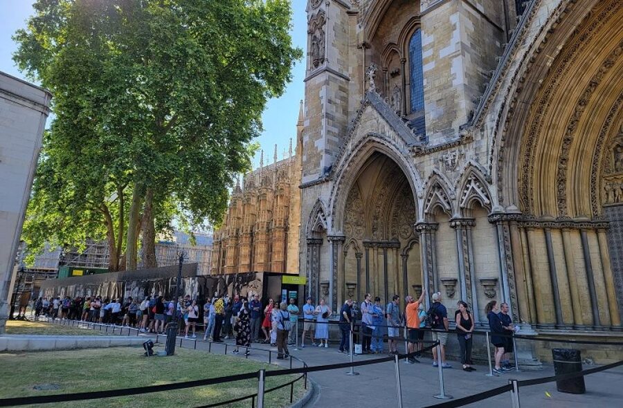 London: Buckingham, Big Ben & Westminster Abbey Tour - Is the $85 price good value?