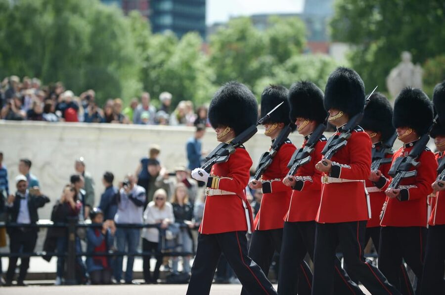 London: Buckingham Palace and Changing of the Guards Tour - Key points to know before you book