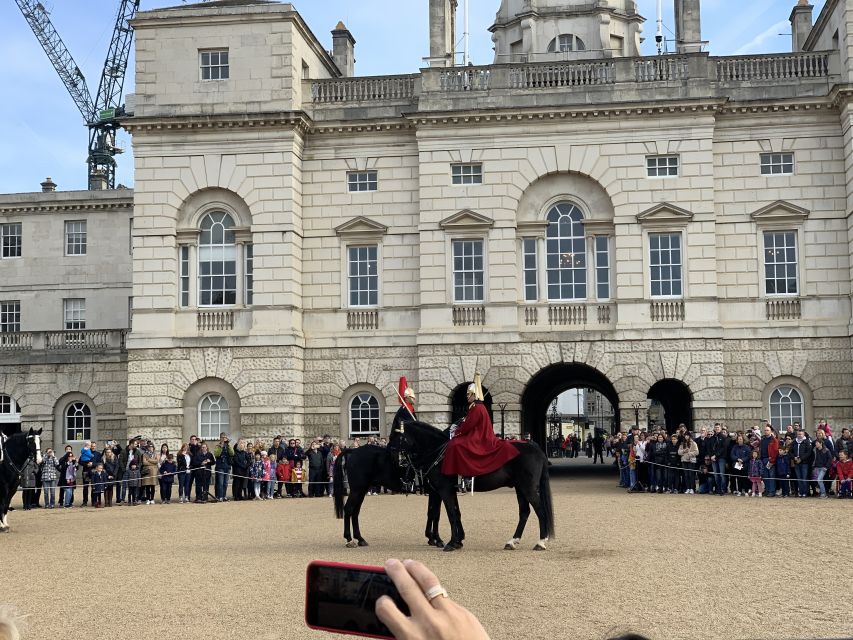 London: Buckingham Palace & Changing of the Guard Experience - Is $23 a fair price?