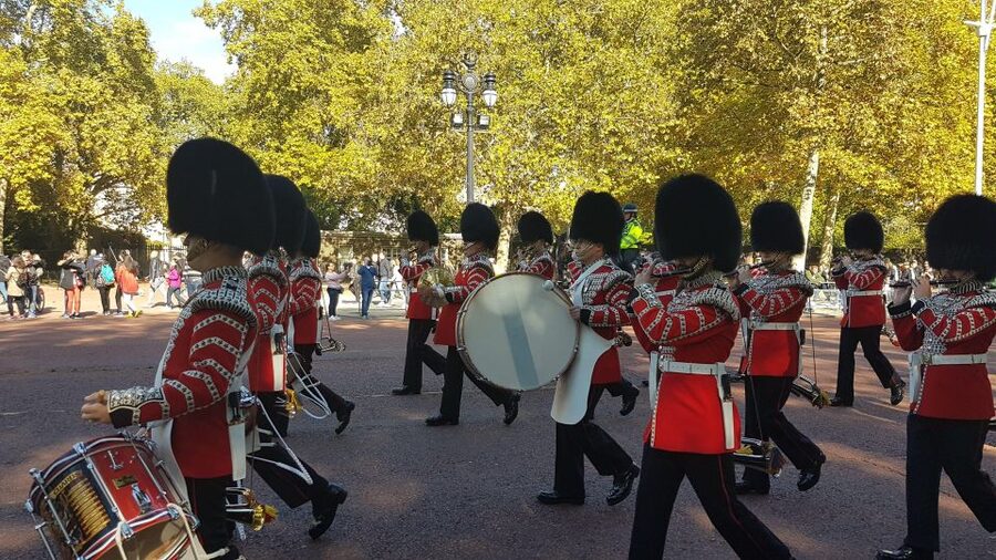 London: Buckingham Palace, Westminster Abbey & Big Ben Tour - Starting at the Ritz and Green Park