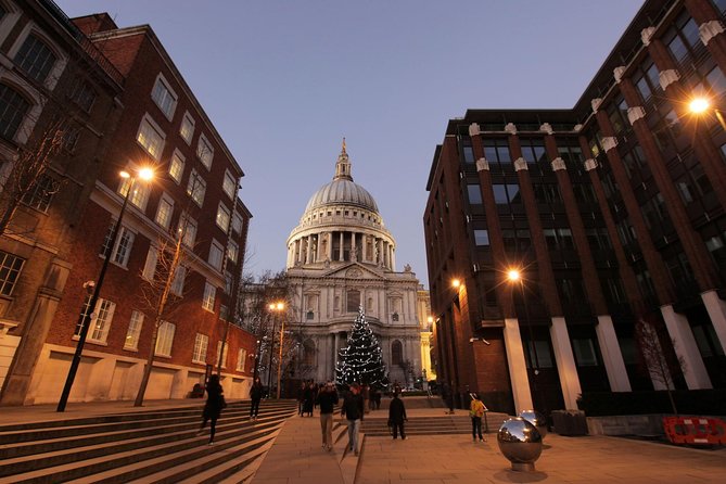 London by Night Sightseeing Open Top Bus Tour with Live Guide - Group size, comfort, and what is included