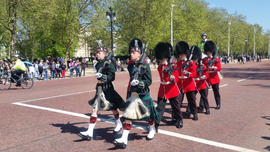 London: Changing of the Guard Walking Tour - St James’s Palace adds royal context