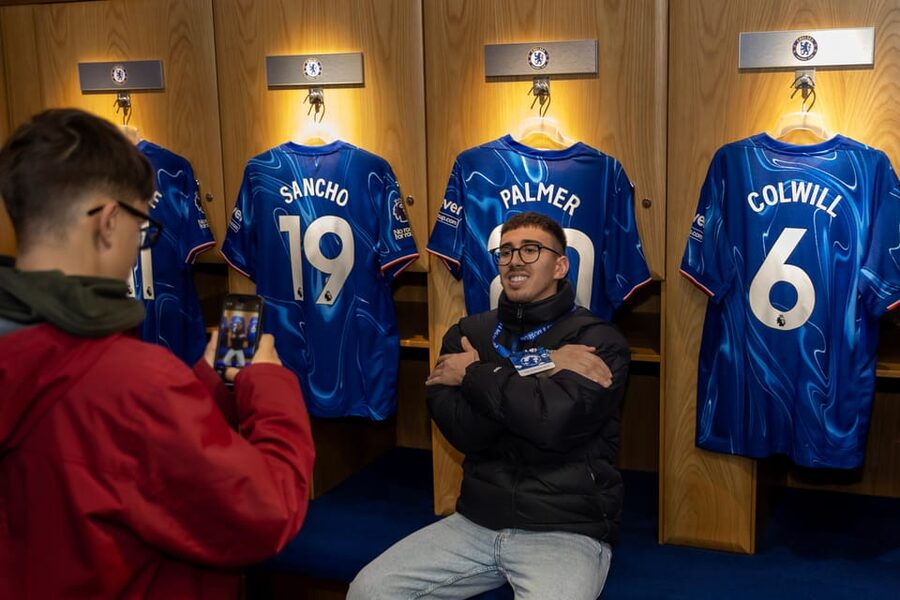 London: Chelsea FC Museum and Stamford Bridge Classic Tour - Seeing the home and away dressing rooms