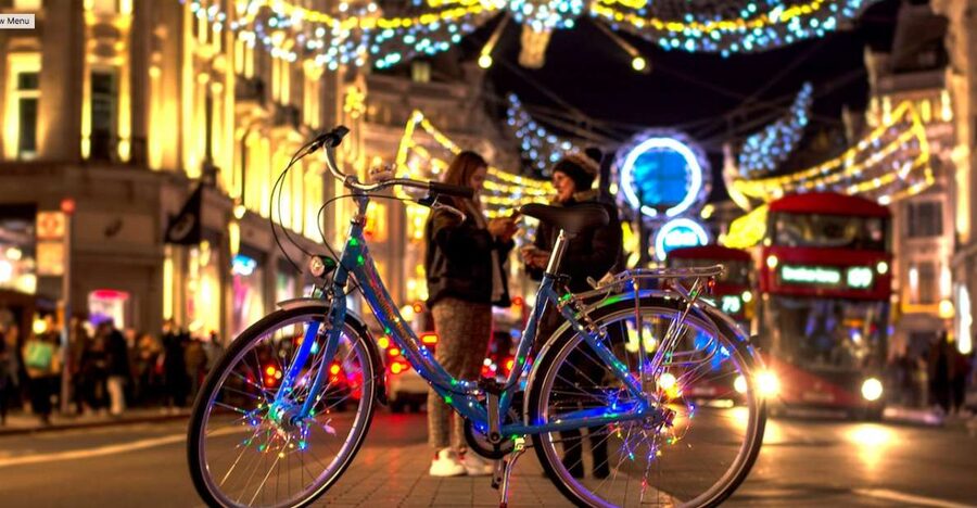 London Christmas Lights Bike Tour - What the guide adds to the evening