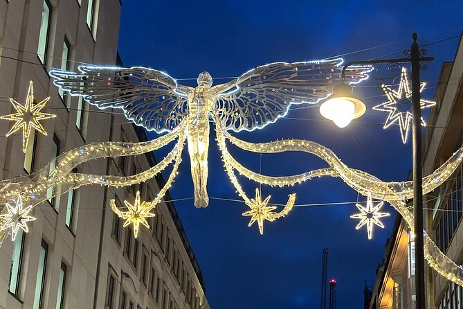 London Christmas Lights Guided Tour With Christmas Music - Starting at Rathbone Street
