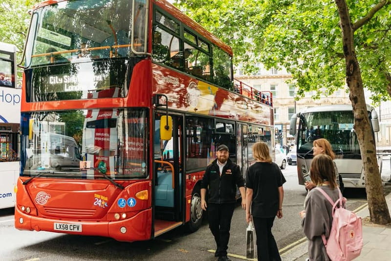 London: City Sights Hop-On Hop-Off Bus & Bookable Extras - The Green Route is a daytime shuttle, not an evening tour
