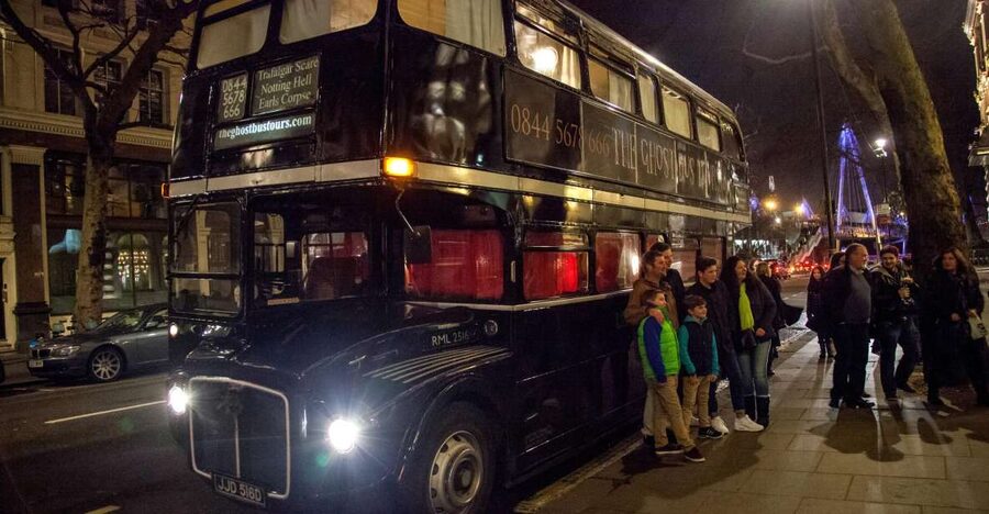 London: Comedy Horror Ghost Tour on a Bus - Northumberland Avenue to London’s darker side