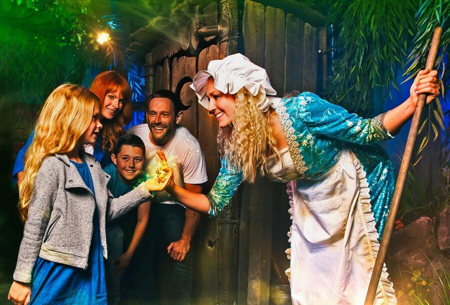 London: DreamWorks Shrek's Adventure Tour - Madagascar, Po, and the Hidden World