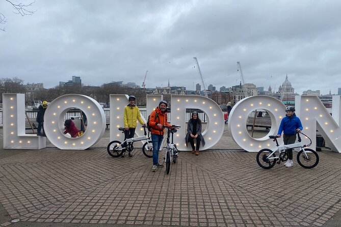London E-Bike tour & Borough market - Westminster Abbey, Big Ben, and Parliament